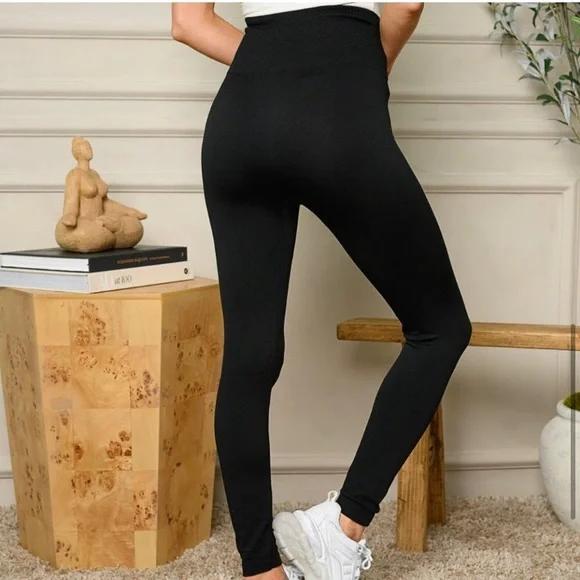 LAST ONE: Women’s soft comfy fall winter stretchy fleece leggings - Picture 5 of 6